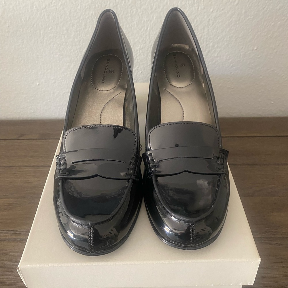 Bandolino patent leather loafers